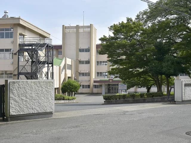 日立工業高校の外観