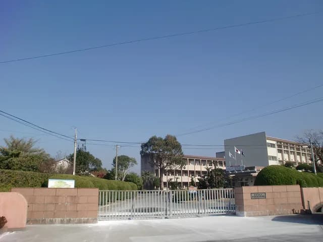 市来農芸高校の外観