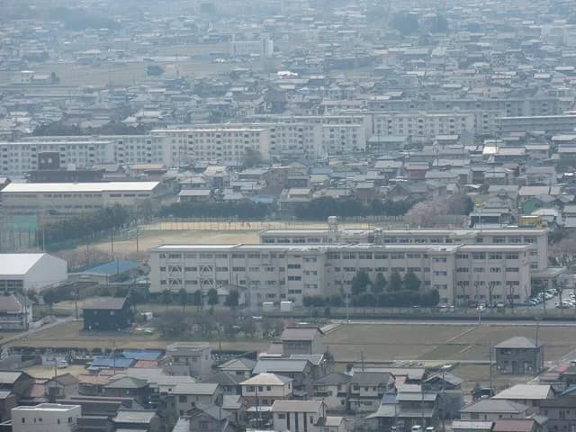 一宮北高校の外観
