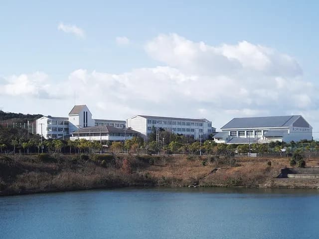 伊川谷北高校の外観