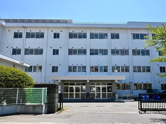 石巻高校の外観