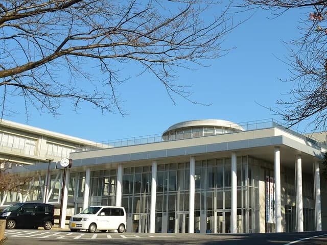 金沢桜丘高校の外観
