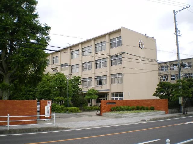 刈谷北高校の外観