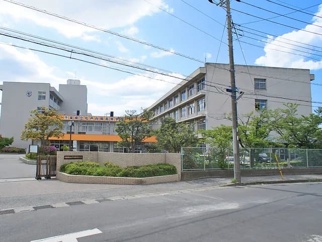 松戸向陽高校の外観