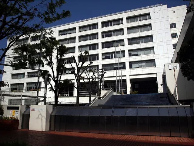 みなと総合高校の外観