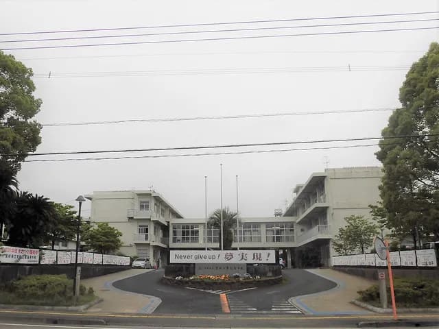 宮崎工業高校の外観
