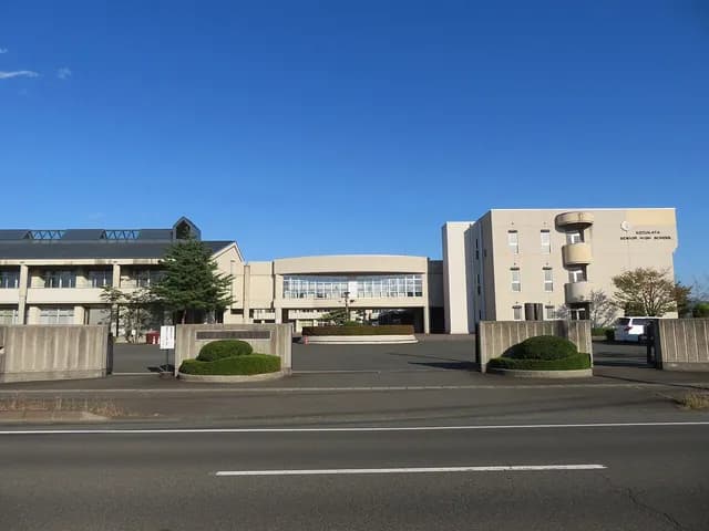 南昌みらい高校の外観