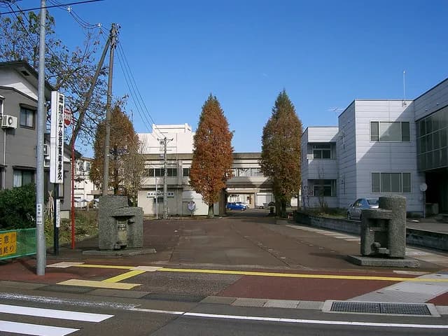 小千谷西高校の外観