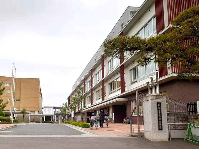 大宮国際中等教育学校の外観