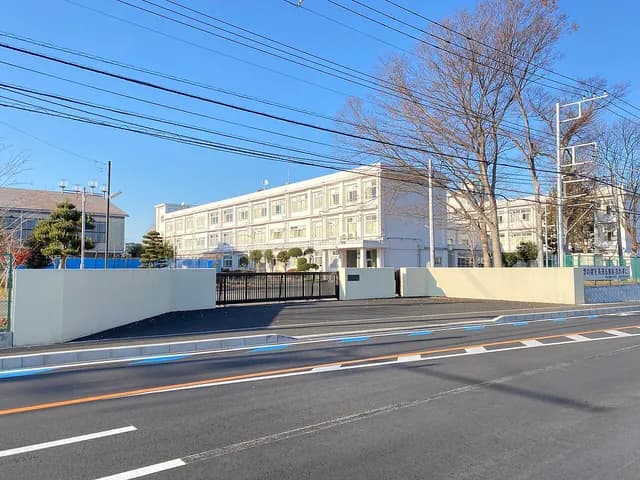 相模原高校の外観