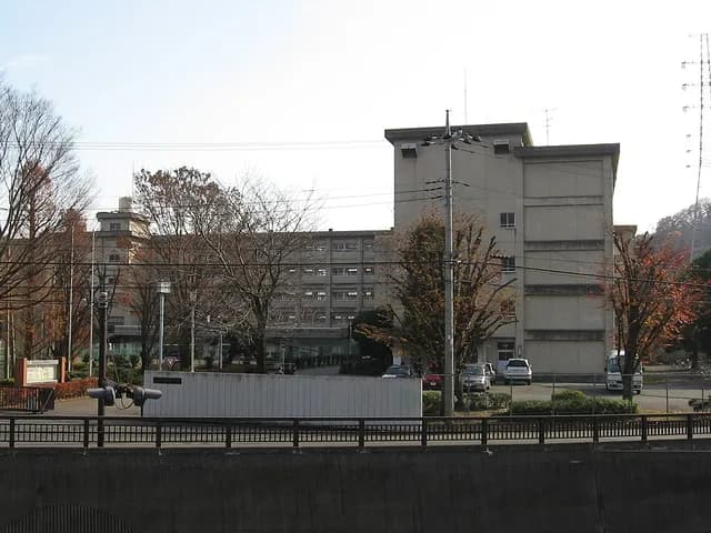 相模原城山高校の外観