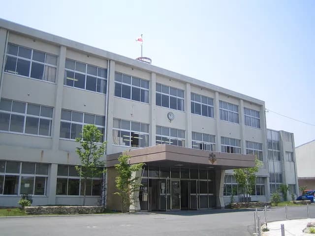 豊橋商業高校の外観