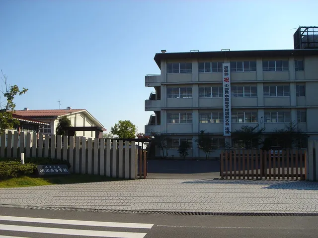 池田高校の外観