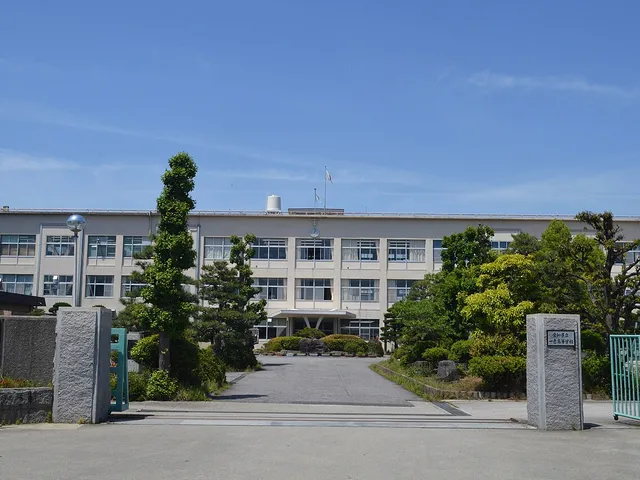 一色高校の外観