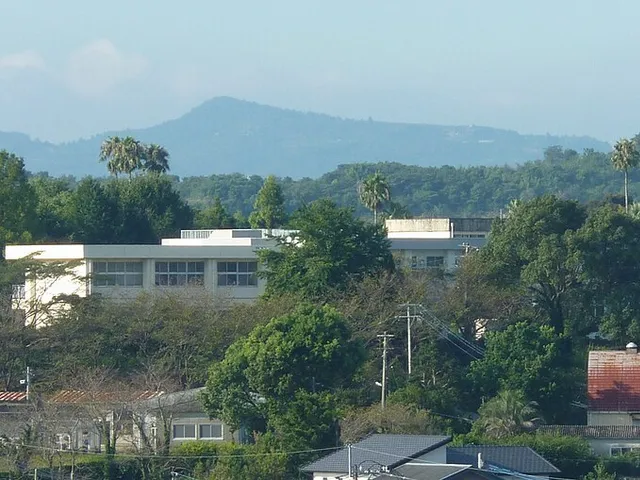 門川高校の外観