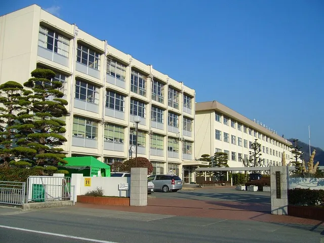 上郡高校の外観