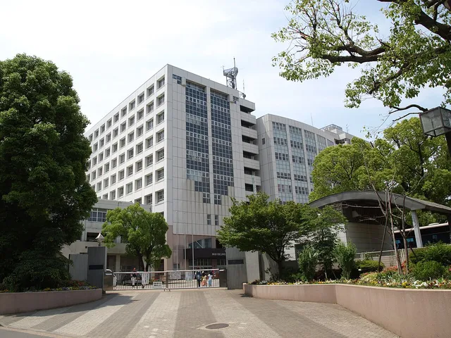 神奈川総合高校の外観