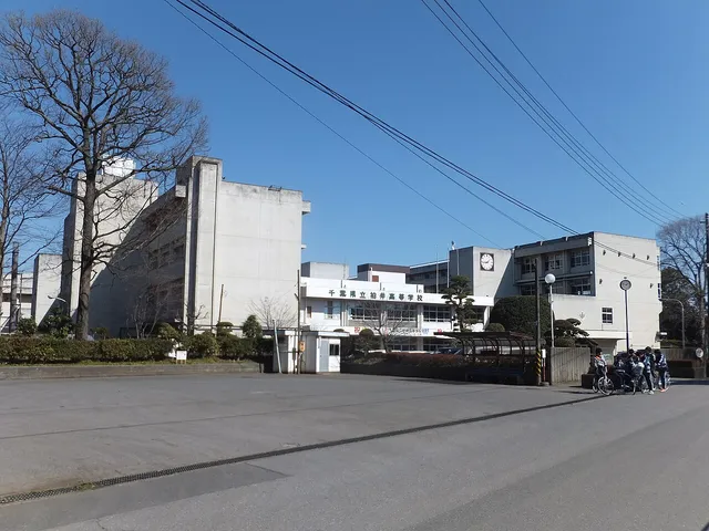 柏井高校の外観