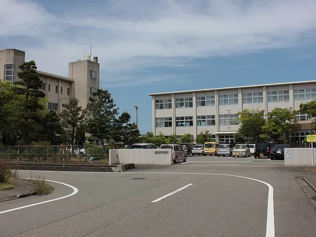 小松北高校の外観