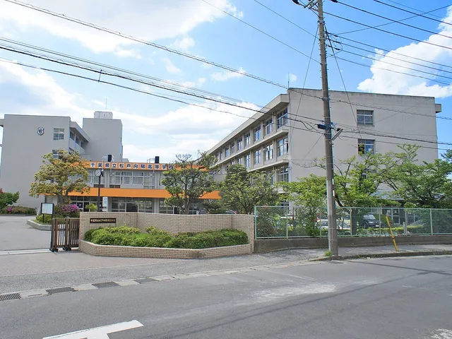 松戸向陽高校の外観