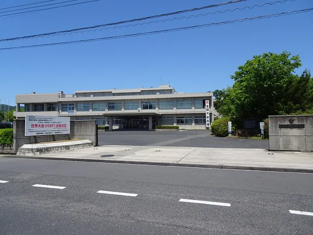 松江東高校の外観