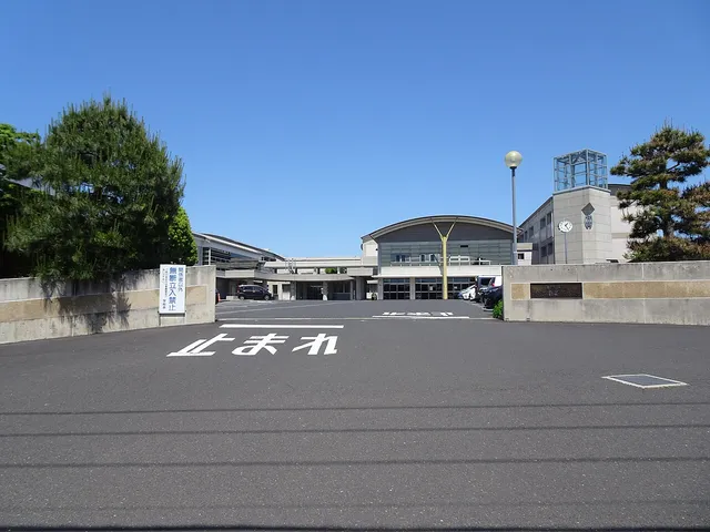 松江南高校の外観