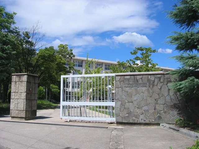 池田高校の外観