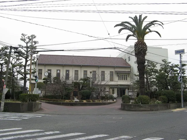 佐野高校の外観