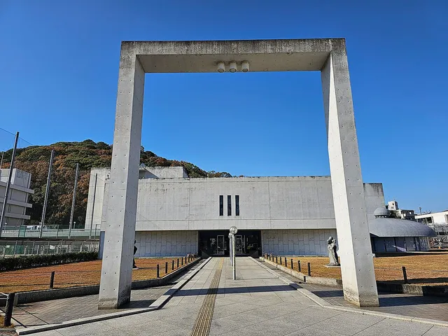 烏城高校の外観